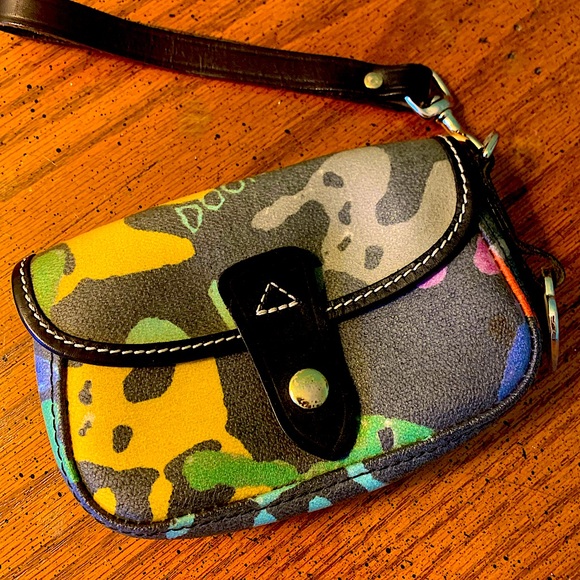 Dooney & Bourke purse